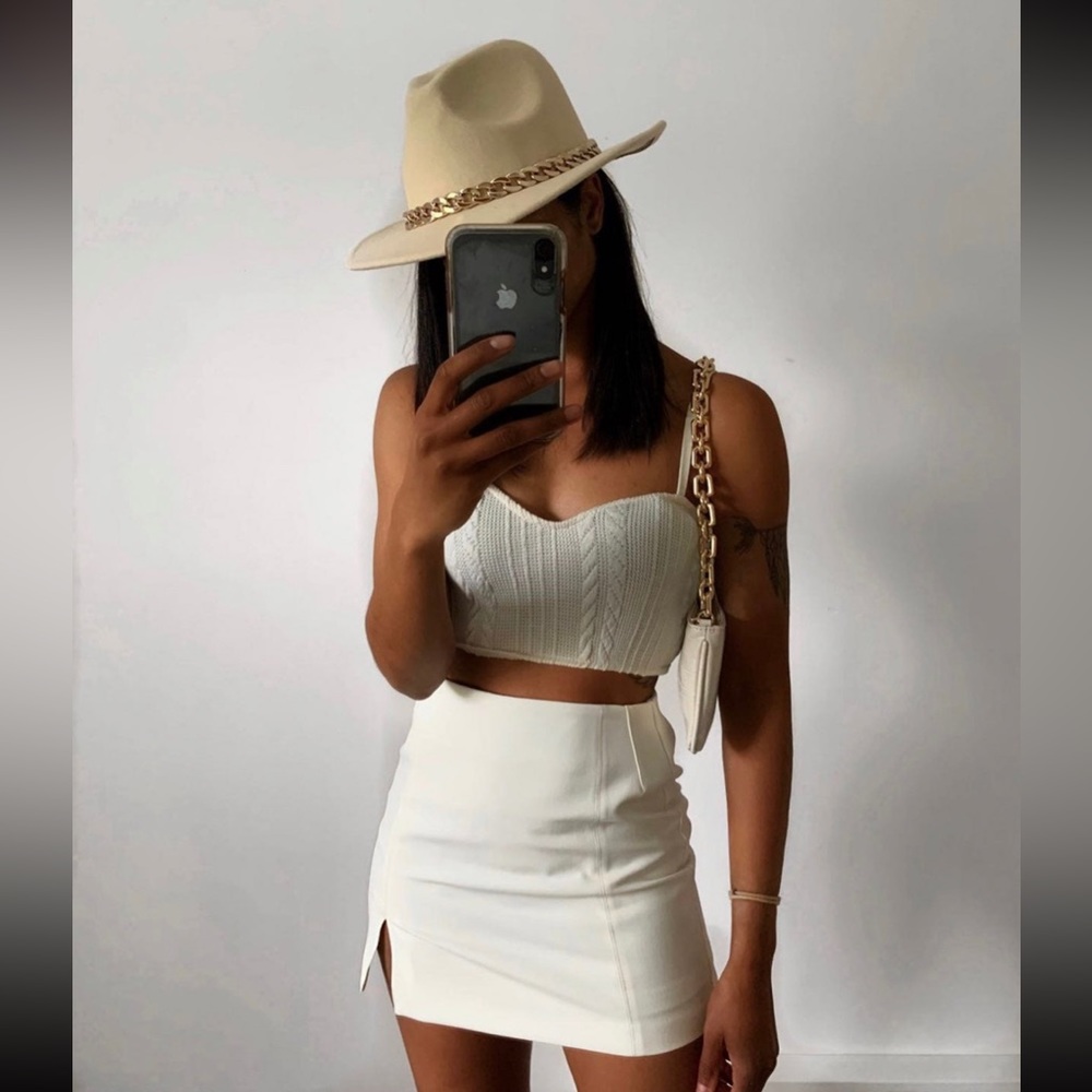 zara sweetheart top